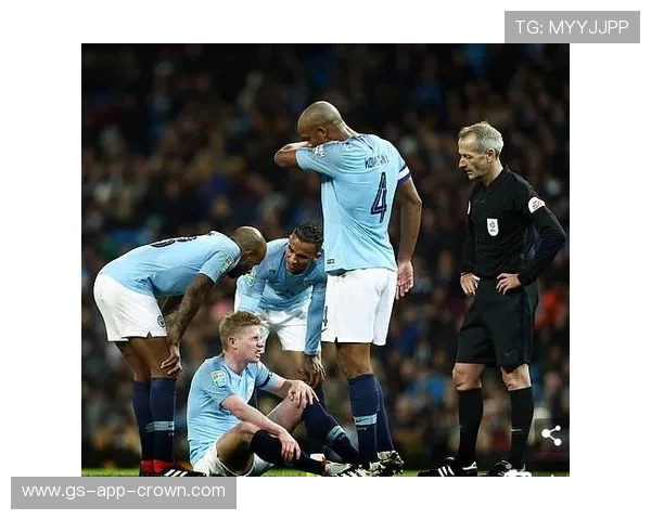 基米希与德布劳内在传球结构下形成分散组织趋势