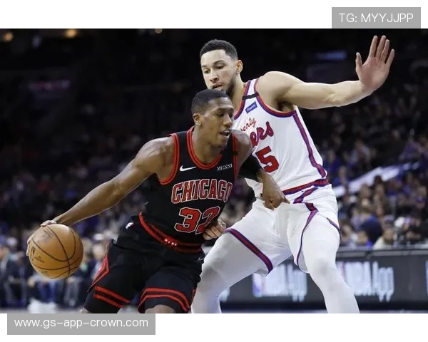 凯斯勒与沃克挡拆拉开空间助力球队防守效率提升