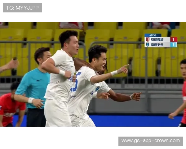 为什么这个点球判罚让全场哗然？规则其实早有定论